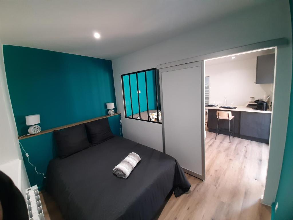 Inviting 1-Bed Apartment in Grezieu-la-Varenne photo 3