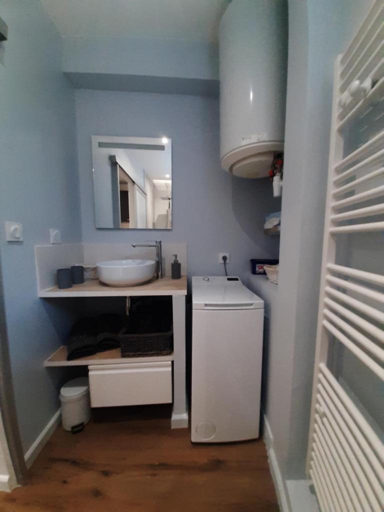 Inviting 1-Bed Apartment in Grezieu-la-Varenne photo 4