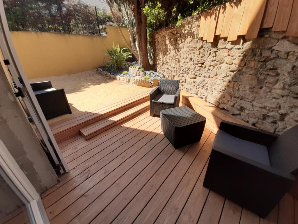 Inviting 1-Bed Apartment in Grezieu-la-Varenne photo 1