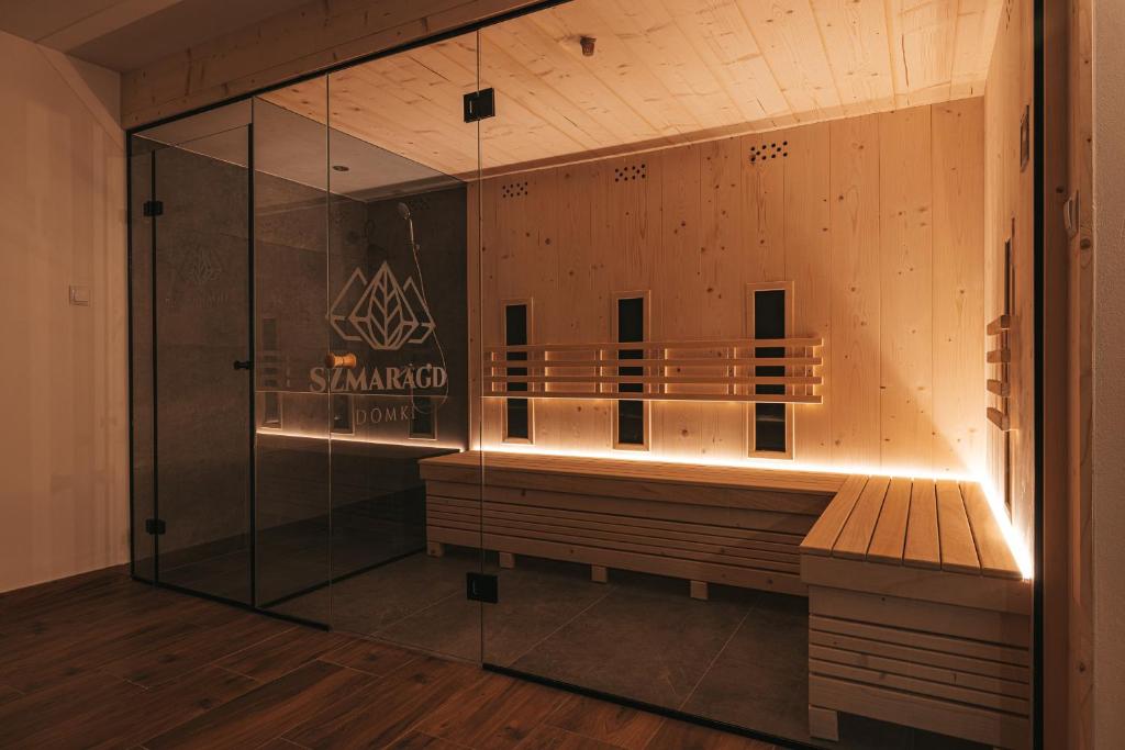 DOMKI SZMARAGD - Zniżki na Termy - Sauna - Bilard - Stoki Narciarskie -Śniadania photo 4