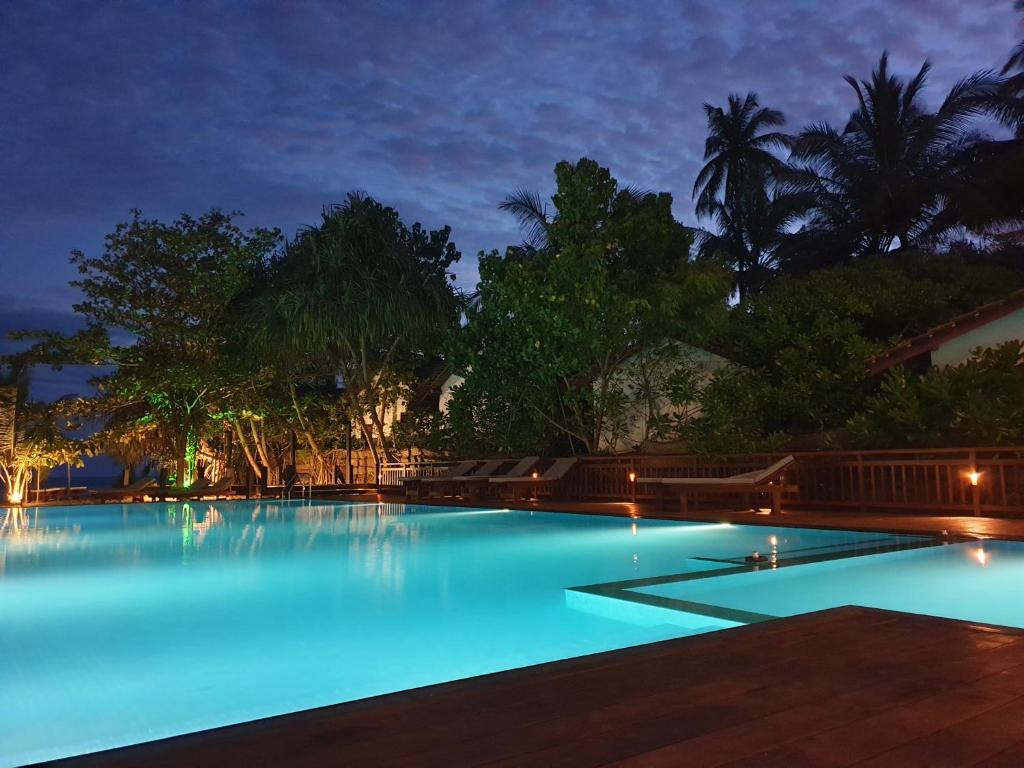Marakolliya Beach Resort photo 4