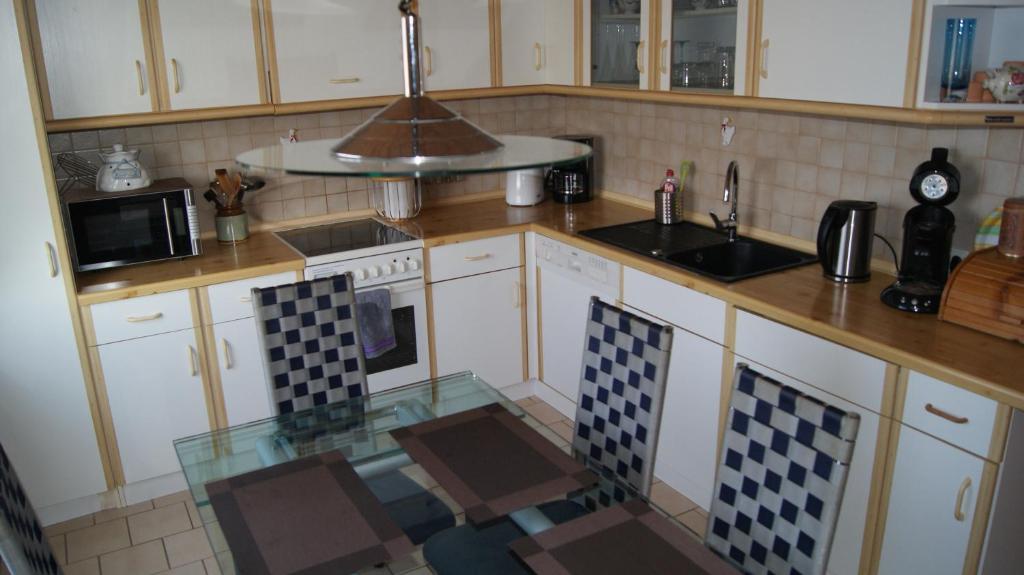 Komplette Wohnung im schönen Weserbergland / Heyen photo 4