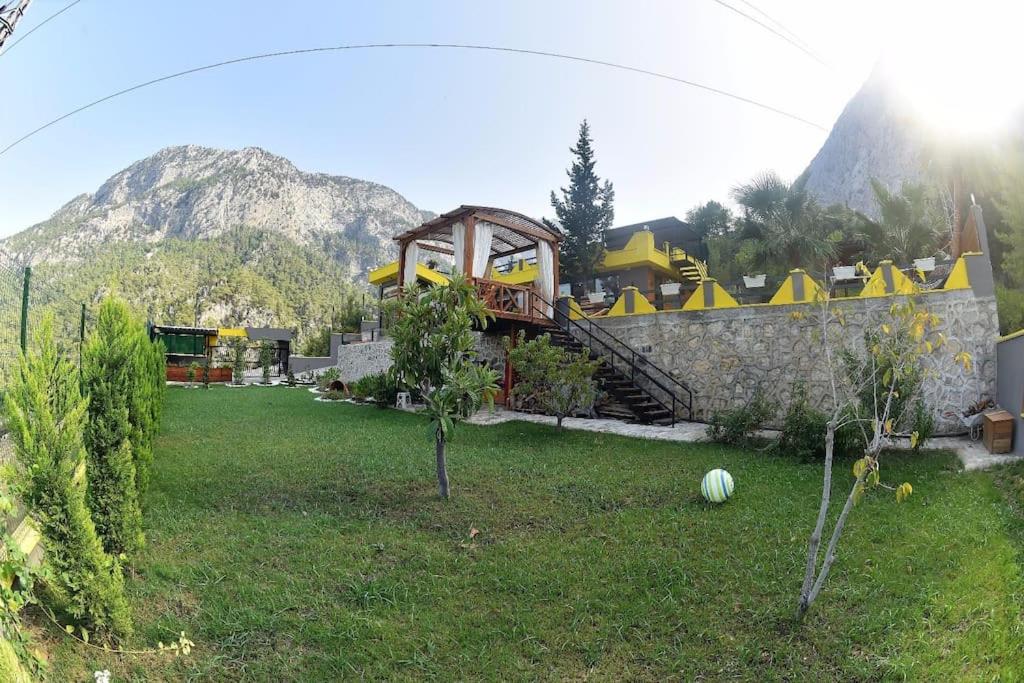 Aşk evi photo 2