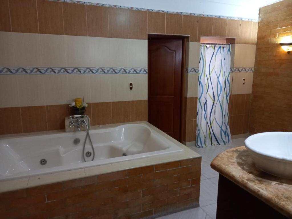 Penthouse con jacuzzi La cueva de los 3 ojos photo 2