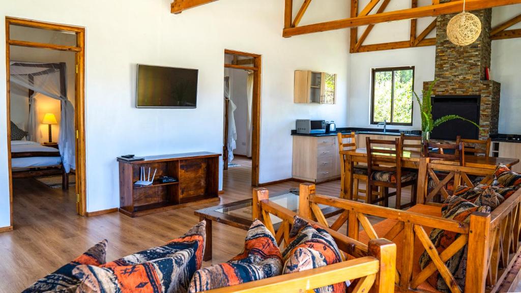 Black Wattle House photo 4