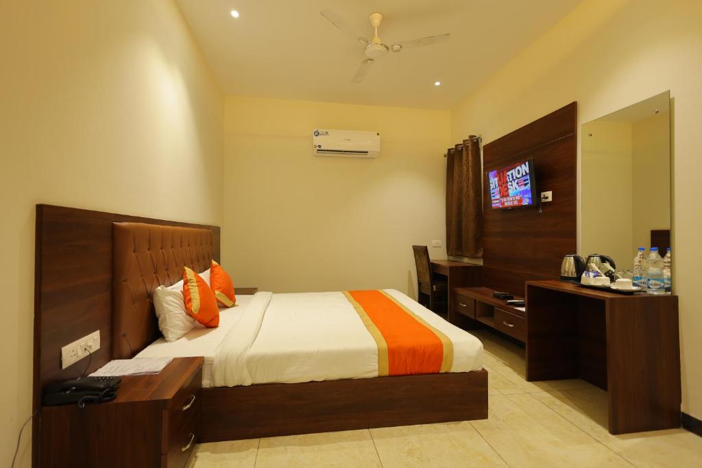 The Grand Tree Hotel
