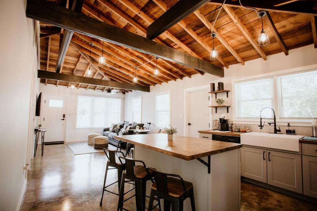 The Turquoise Door Modern Rustic in Town of Lexington image