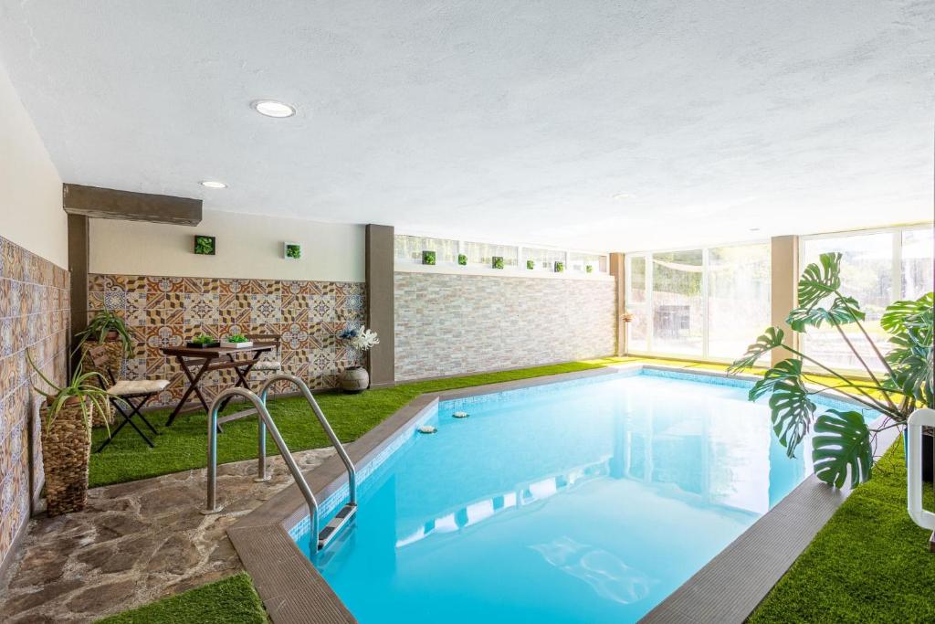 LE LLAR, Casa con piscinas cerca de Santiago de Compostela photo 1