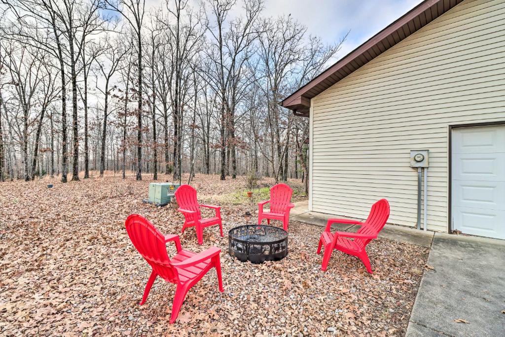 40-Acre Poplar Bluff Nature Lovers Paradise! photo 2