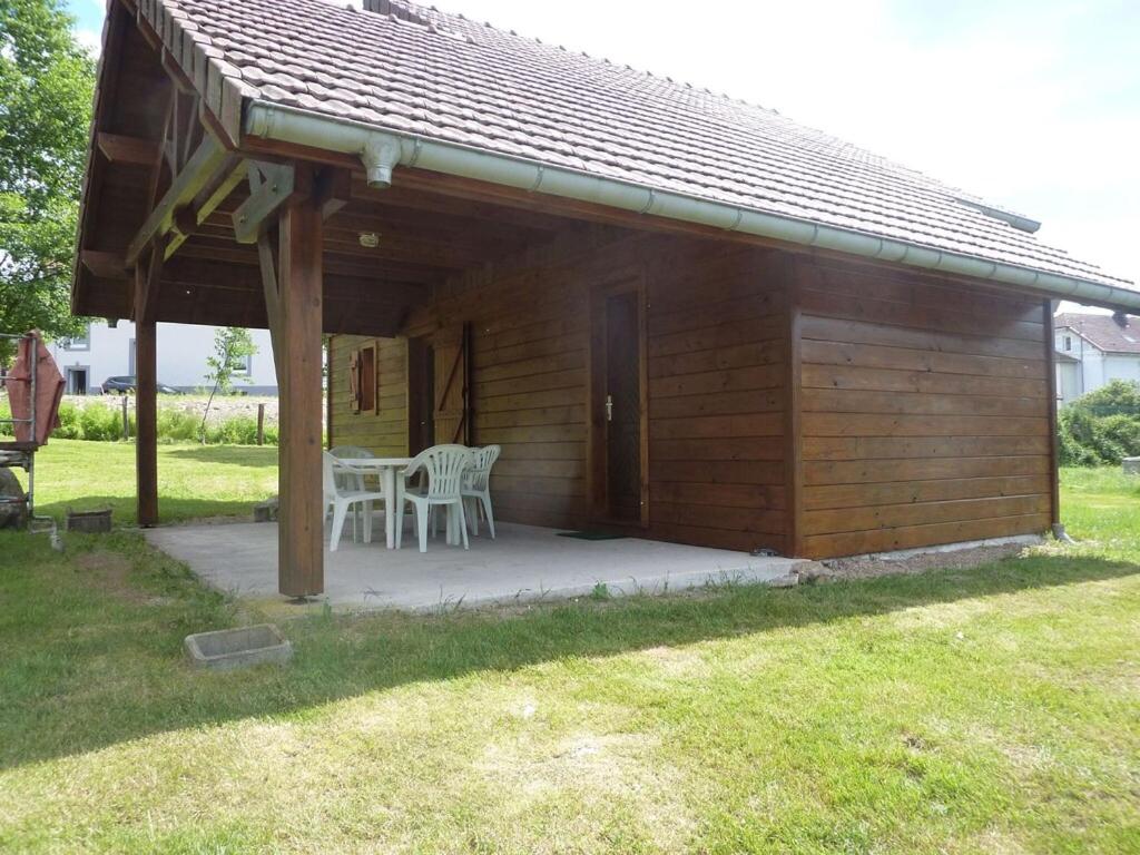 Lovely chalet in Vosges with shared pool photo 4