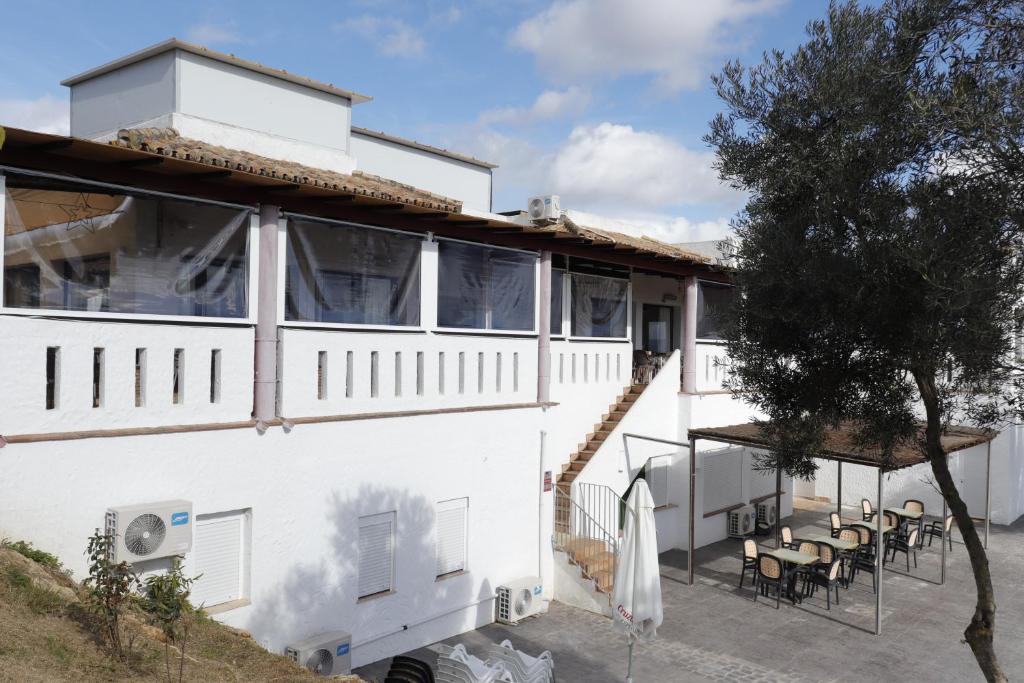 Hostal Restaurante Benalup Golf photo 2