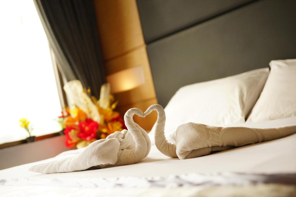 Сьюит (Суперлюкс с кроватью размера «queen-size»), B Fashion Hotel
