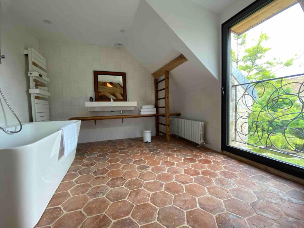 La Ferme de Châtenoy - Le Mouton Noir photo 3
