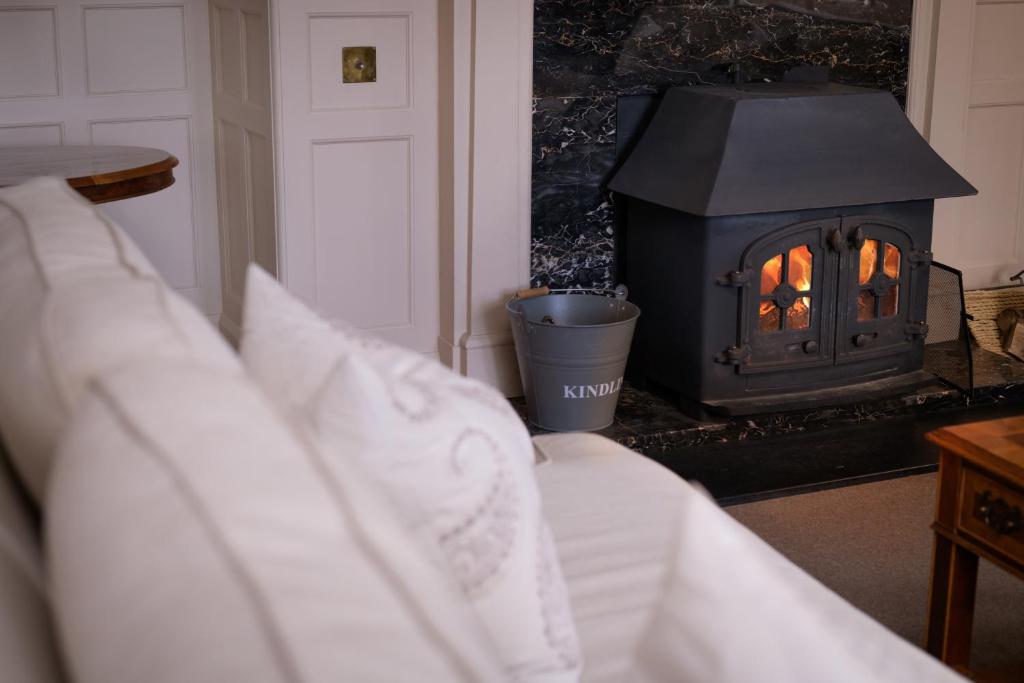 Lys-Na-Greyne Country House - Tap to explore photos