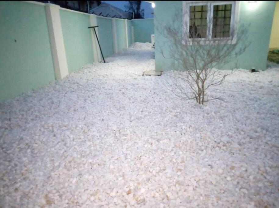 XrisBun Apt 1BR - Laderin GRA photo 3