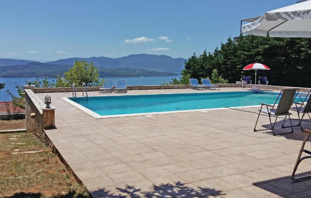 Amazing Home In Theologos With 6 Bedrooms, Jacuzzi And Swimming Pool photo 3