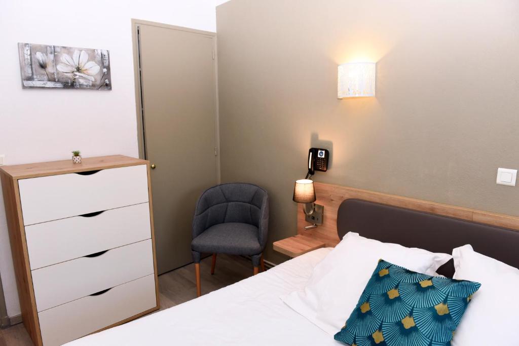 Azur Hotel - F&B