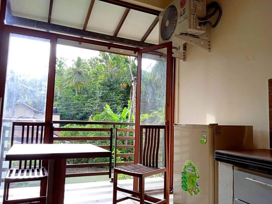 Heaven Thalalla- 4BHK Superior Villa With Private Pool and inside apartments photo 2