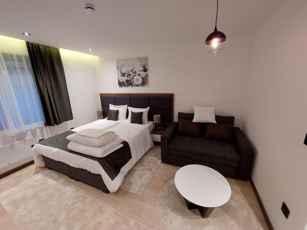 Zoned II 9 Šišarki Apartments photo 4