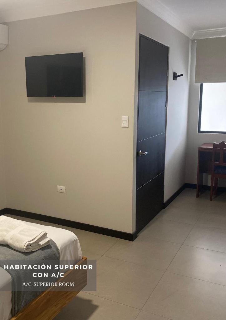 Hotel San Isidro photo 1