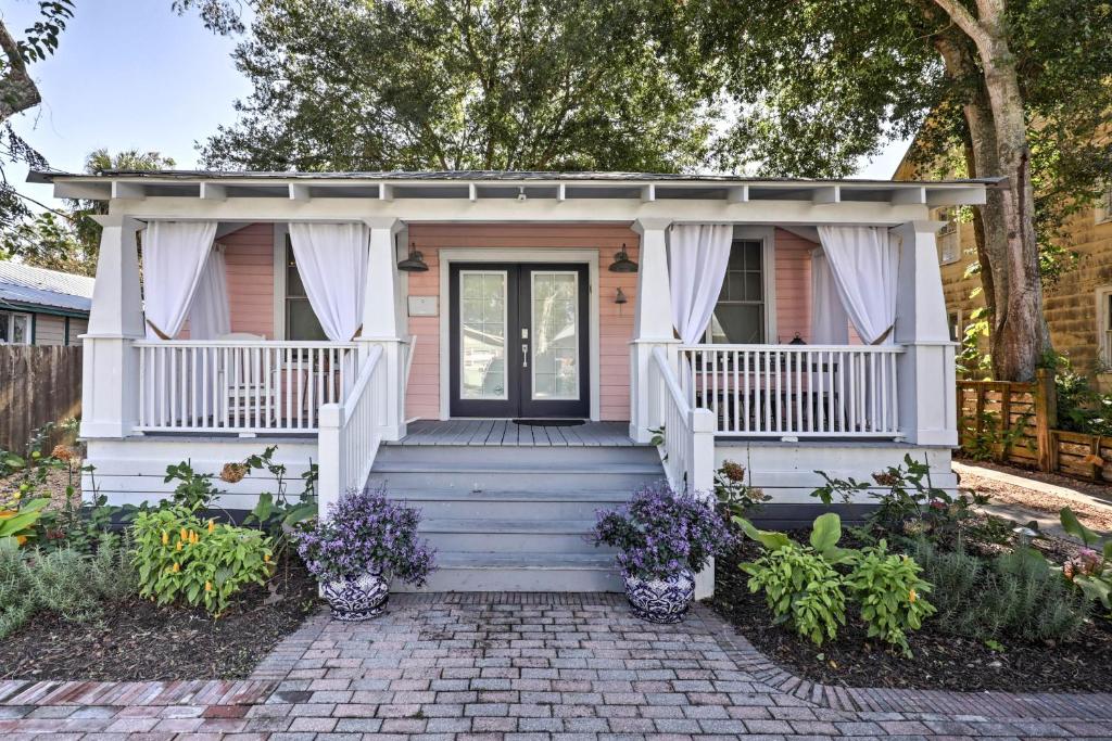 Historic 1900 Cottage in Downtown St Augustine! photo 2