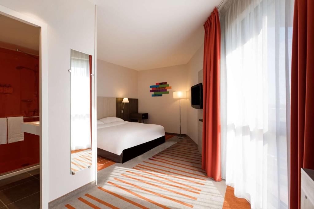 Park Inn by Radisson Lille Grand Stade photo 4