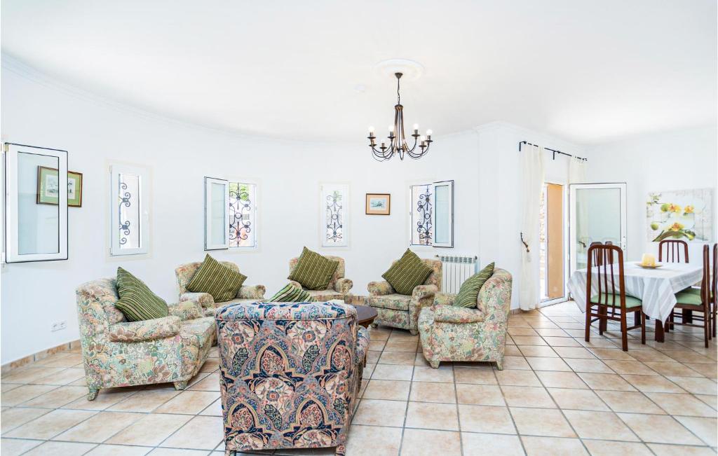 Beautiful Apartment In Porto Petro With 3 Bedrooms And Outdoor Swimming Pool photo 2