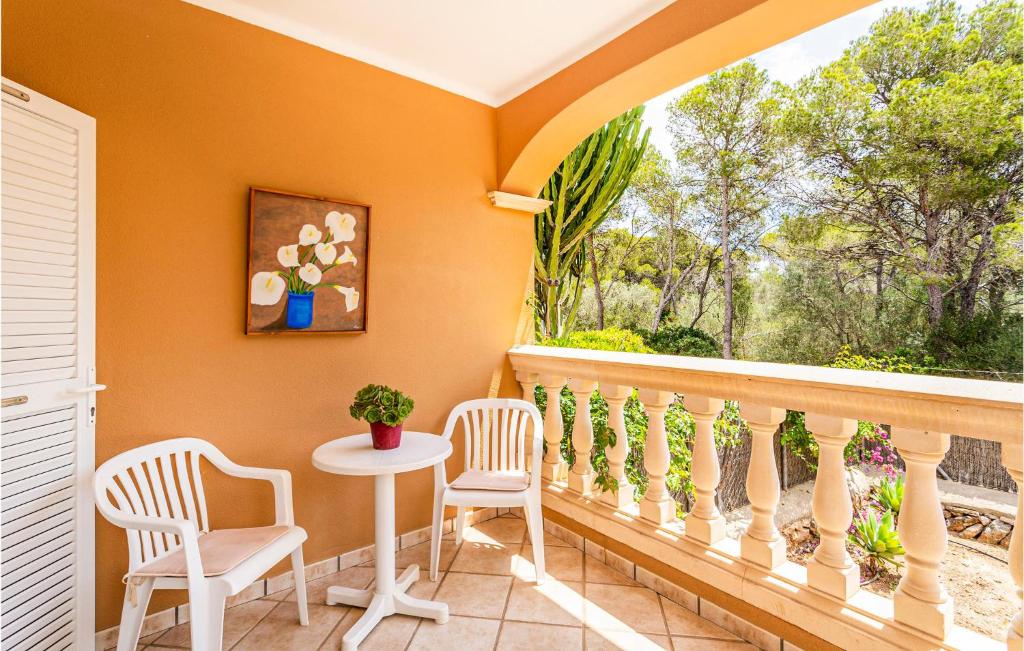 Beautiful Apartment In Porto Petro With 3 Bedrooms And Outdoor Swimming Pool photo 3