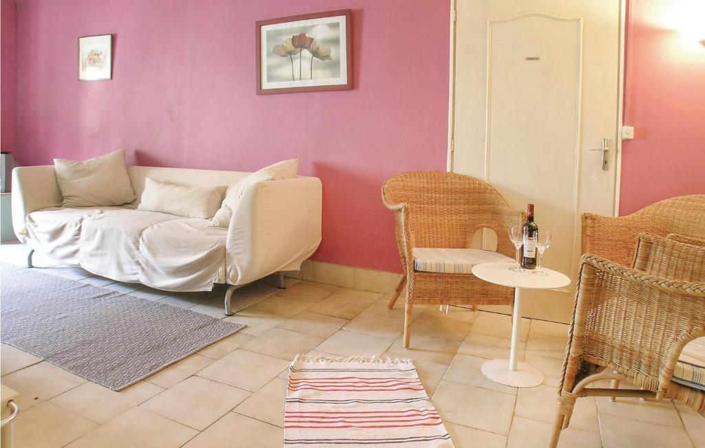 Awesome Home In Cresse With 7 Bedrooms, Wifi And Outdoor Swimming Pool photo 2