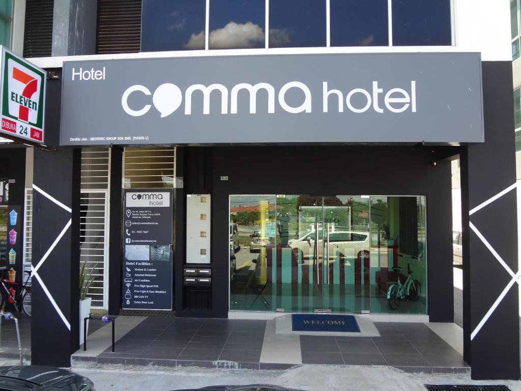 Comma Hotel photo 3