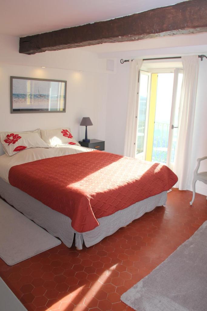Maison La Bugadiere photo 3