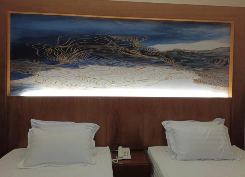 Suite blue photo 4