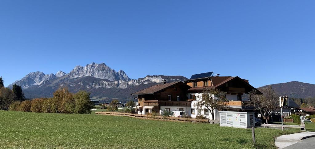 Ferienwohnungen Pletzenauer photo 1