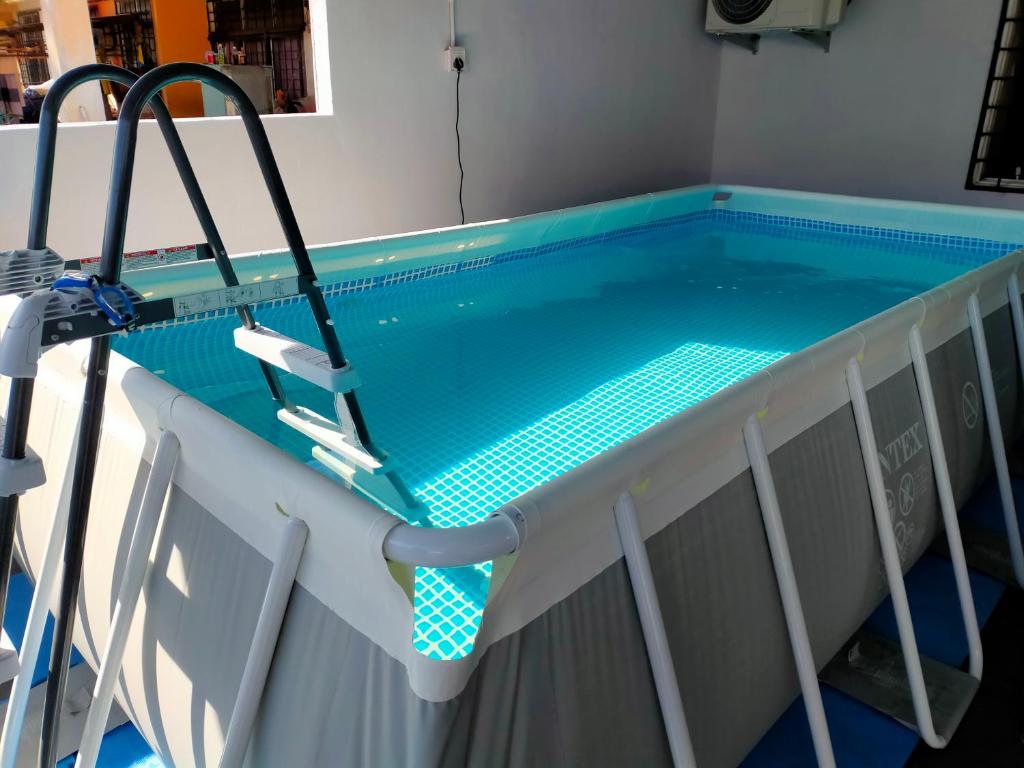Kak Zai Homestay Port Dickson With Private Pool photo 1