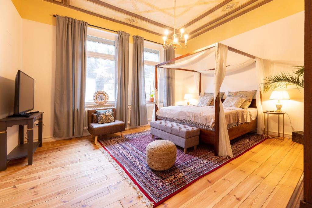 Zentral in Coburg: Exklusive Stadtwohnung – ideal für Gruppen photo 1