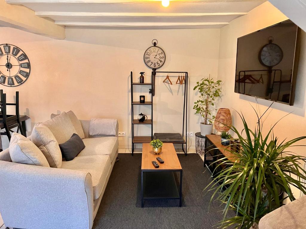 Villa 2 chambres Netflix - Wifi - Parking - Terasse photo 2