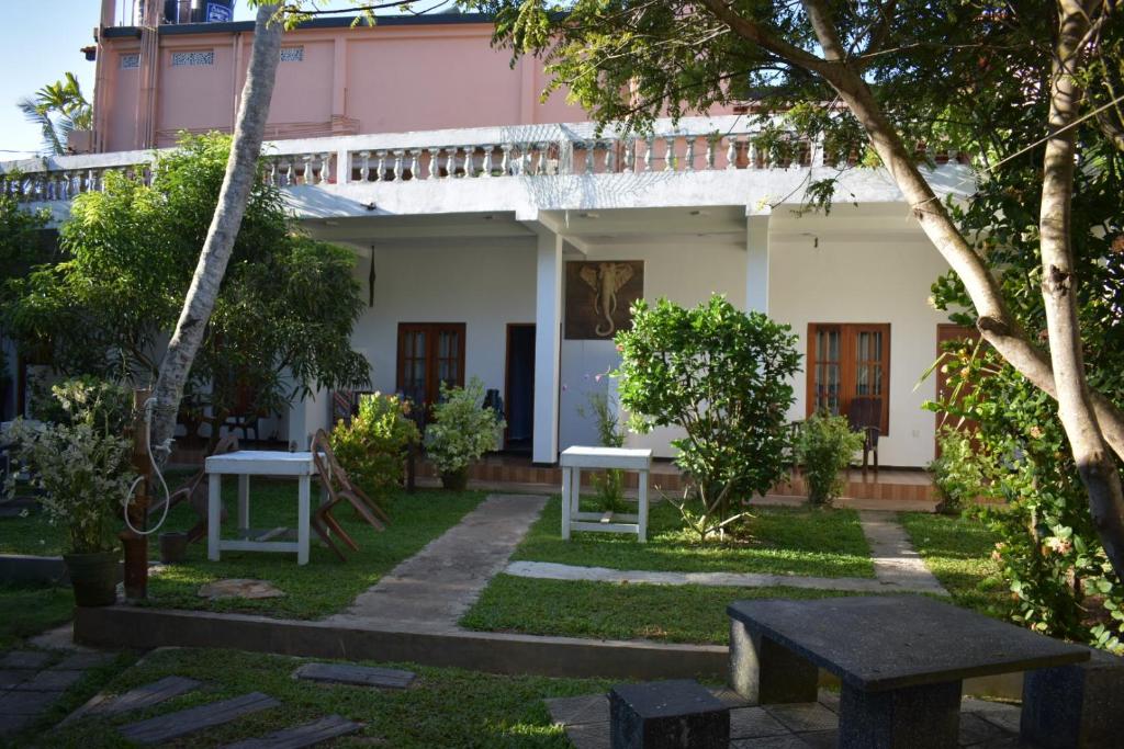 Aroma Guest House