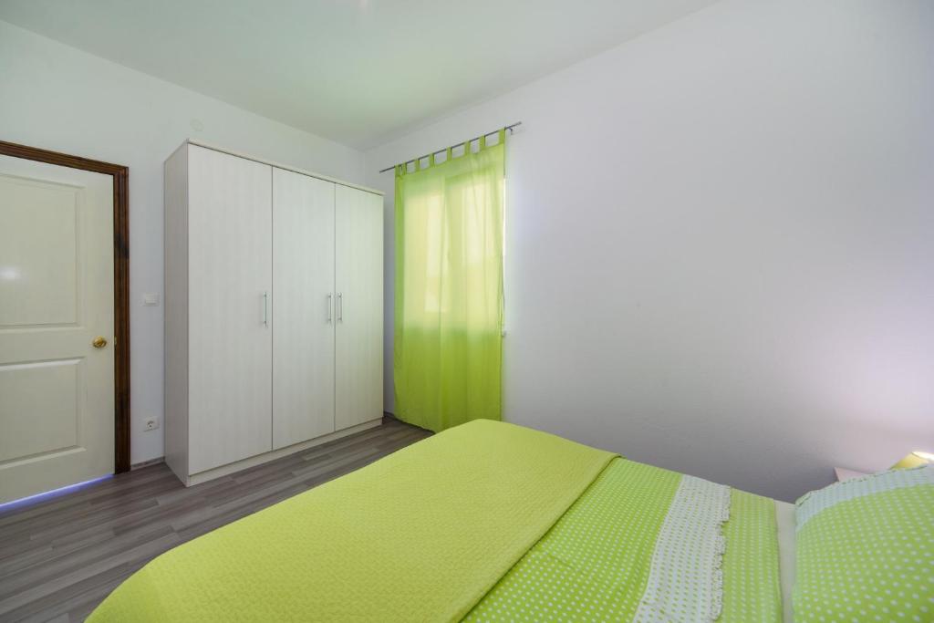 Apartments Color photo 4