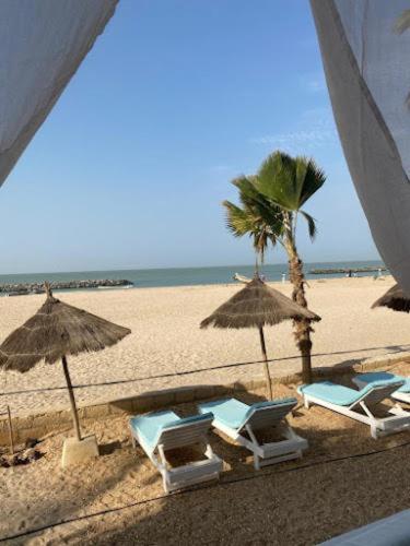 West AFRICAN BEACH photo 3