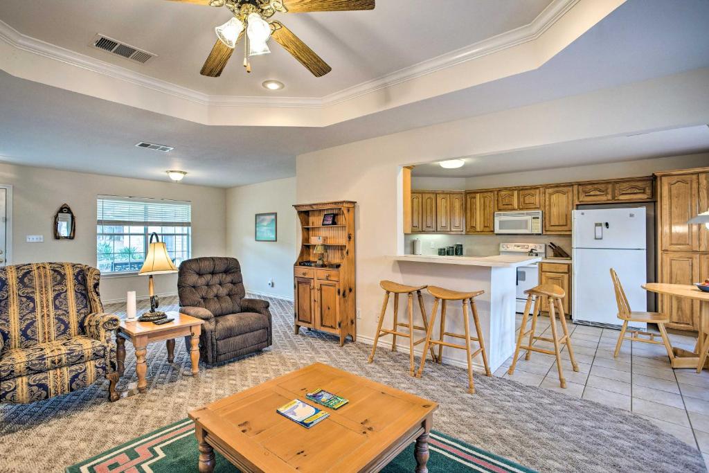 Family Alba Home with Boat Dock on Lake Fork! photo 4