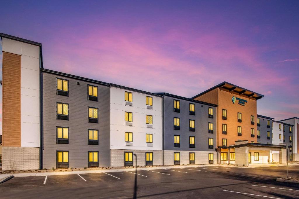 WoodSpring Suites Portland Vancouver photo 3
