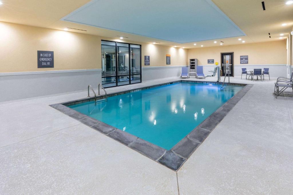 La Quinta Inn & Suites by Wyndham Dallas - Frisco Stadium photo 4