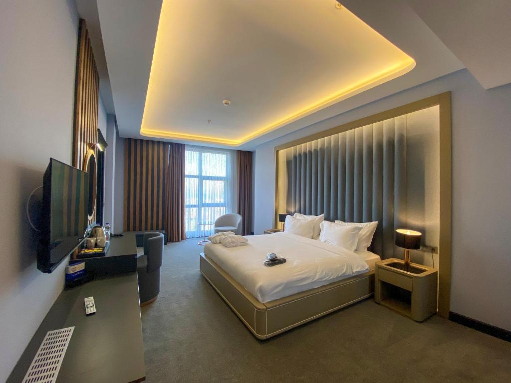 Aileena Hotel & Villas photo 3