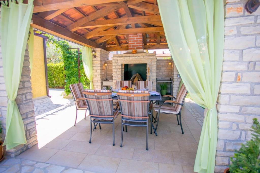 Holiday home in Kadumi with air conditioning, WiFi, washing machine, dishwasher 625-1 photo 3