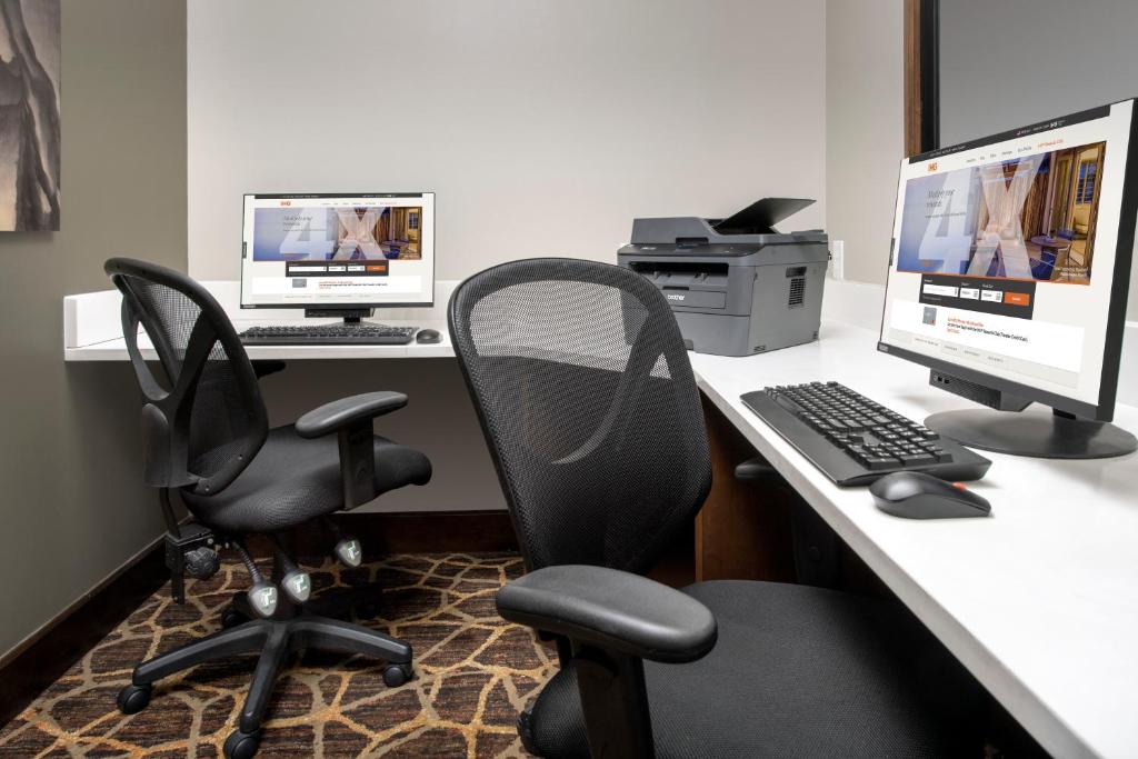 Staybridge Suites North Charleston, an IHG Hotel photo 2