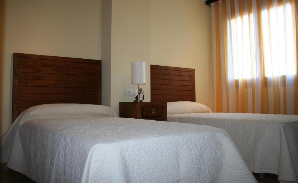Hostal La Cerollera photo 2