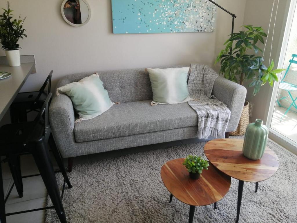 Hermoso departamento con piscina, muy cerca del centro, playas, malls, hipermercado, hospital y clínicas