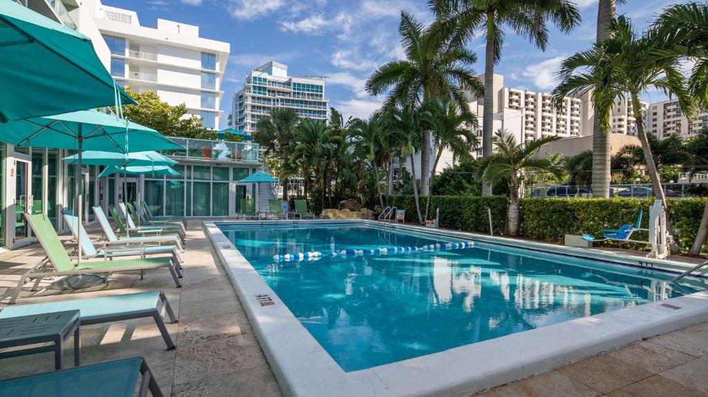 Best Western Plus Oceanside Inn image
