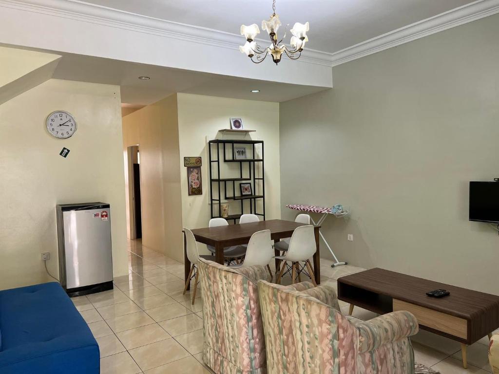 Jarzmin Double Story Homestay @ Royal Lily photo 3