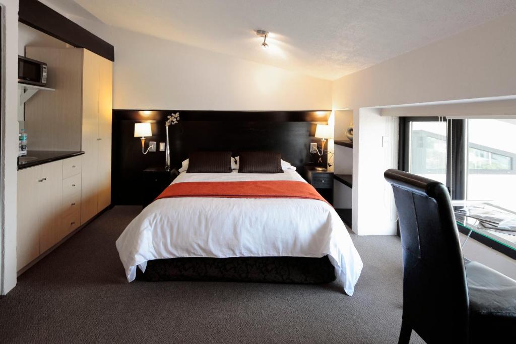 Одноместный (Номер выбирается при регистрации заезда), Aztic Hotel and Executive Suites